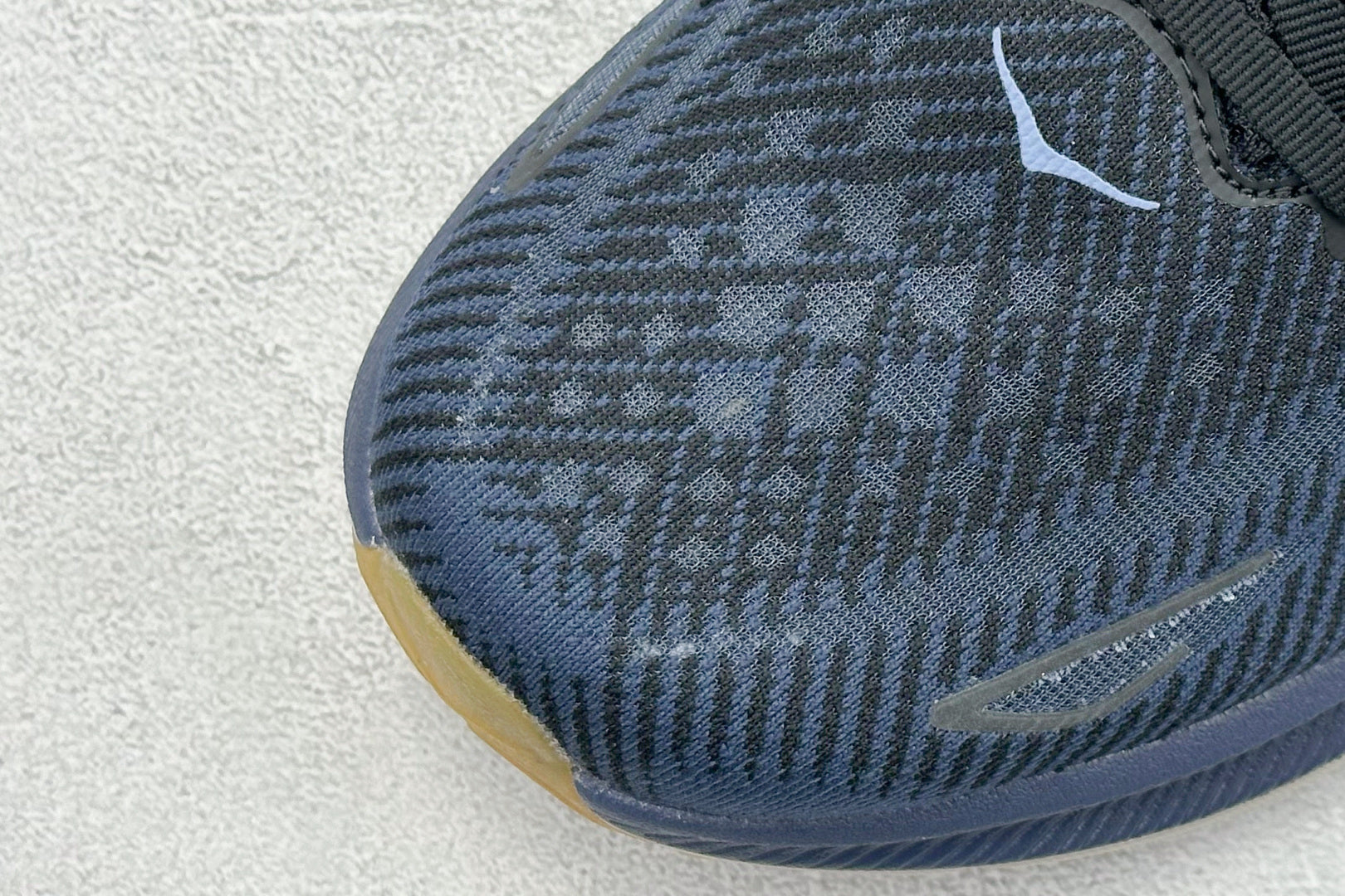 HOKA Clifton 9 Navy Gum Running Sneakers