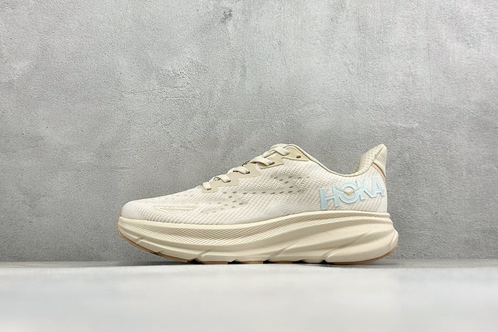 HOKA Clifton 9 Cream Running Shoes