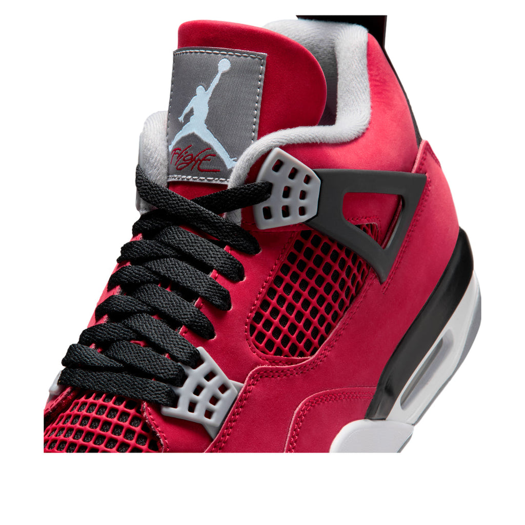 Air Jordan 4 'Toro Bravo'