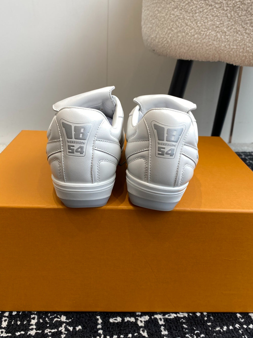 Louis Vuitton LV Kick Sneaker (White Leather)