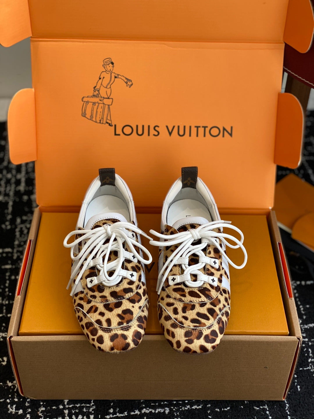 Louis Vuitton Recif Sneaker (Leopard Print/White)