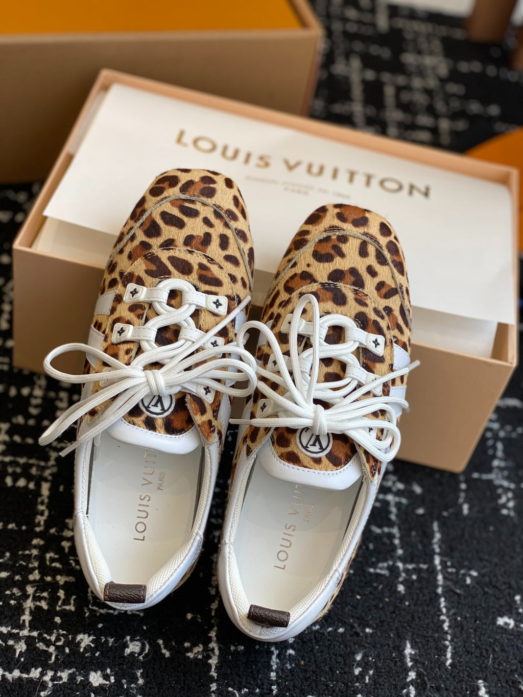 Louis Vuitton Recif Sneaker (Leopard Print/White)