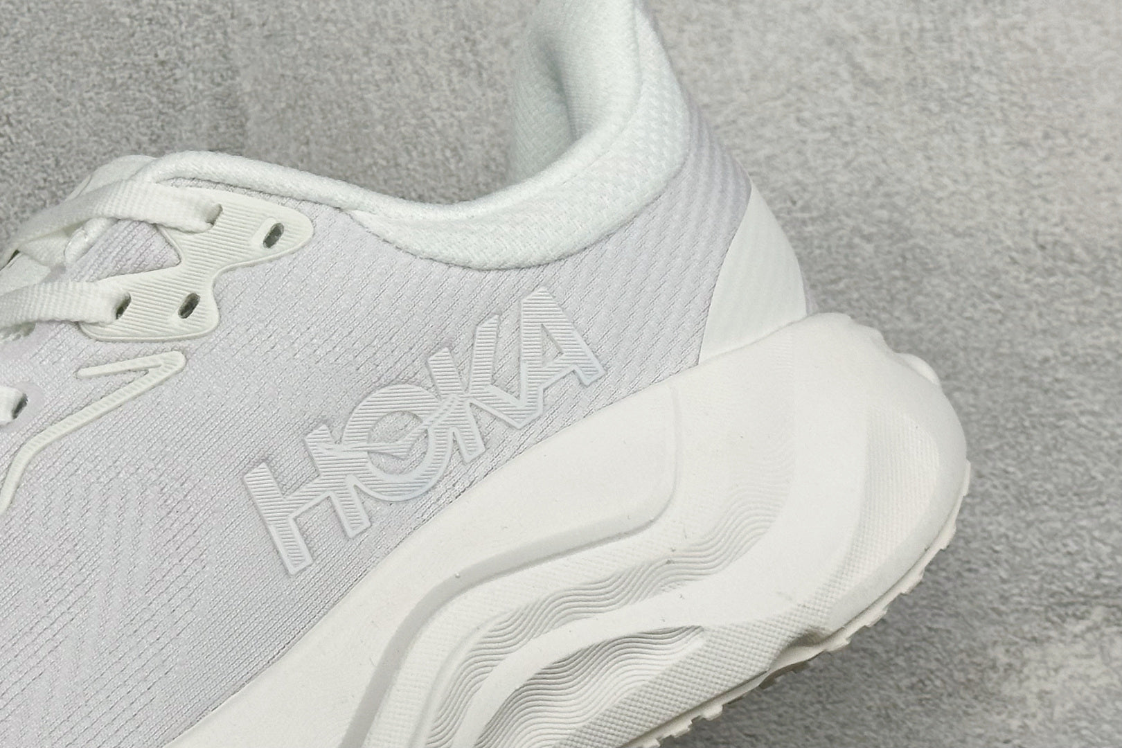 HOKA Arahi 8 Triple White Stability Road Running Shoes