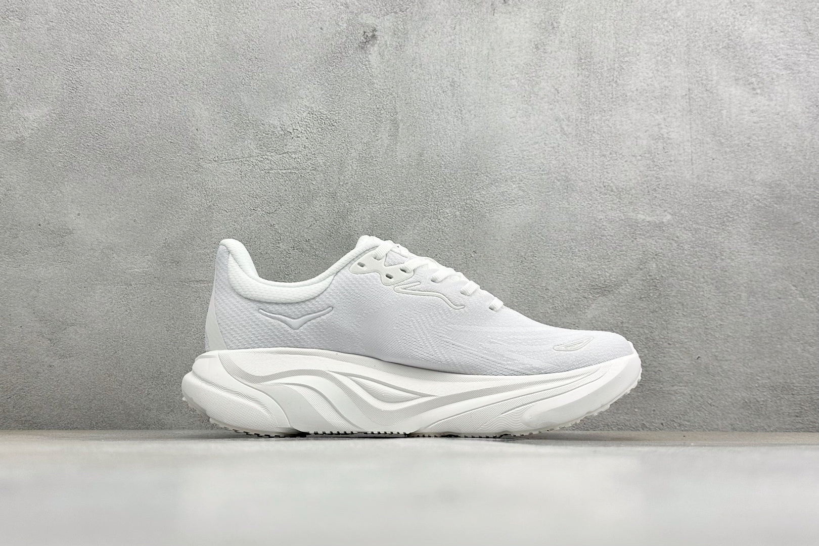 HOKA Arahi 8 Triple White Stability Road Running Shoes