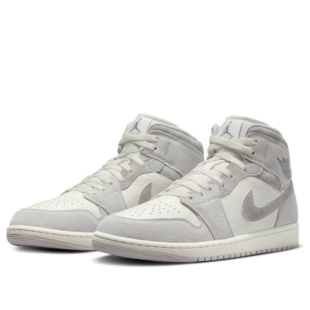 Air Jordan 1 Mid SE 'Neutral Grey Suede'