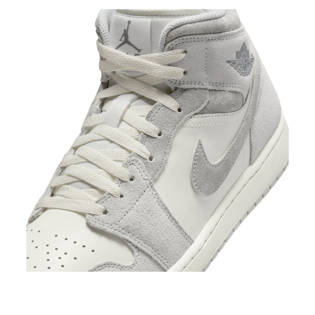 Air Jordan 1 Mid SE 'Neutral Grey Suede'