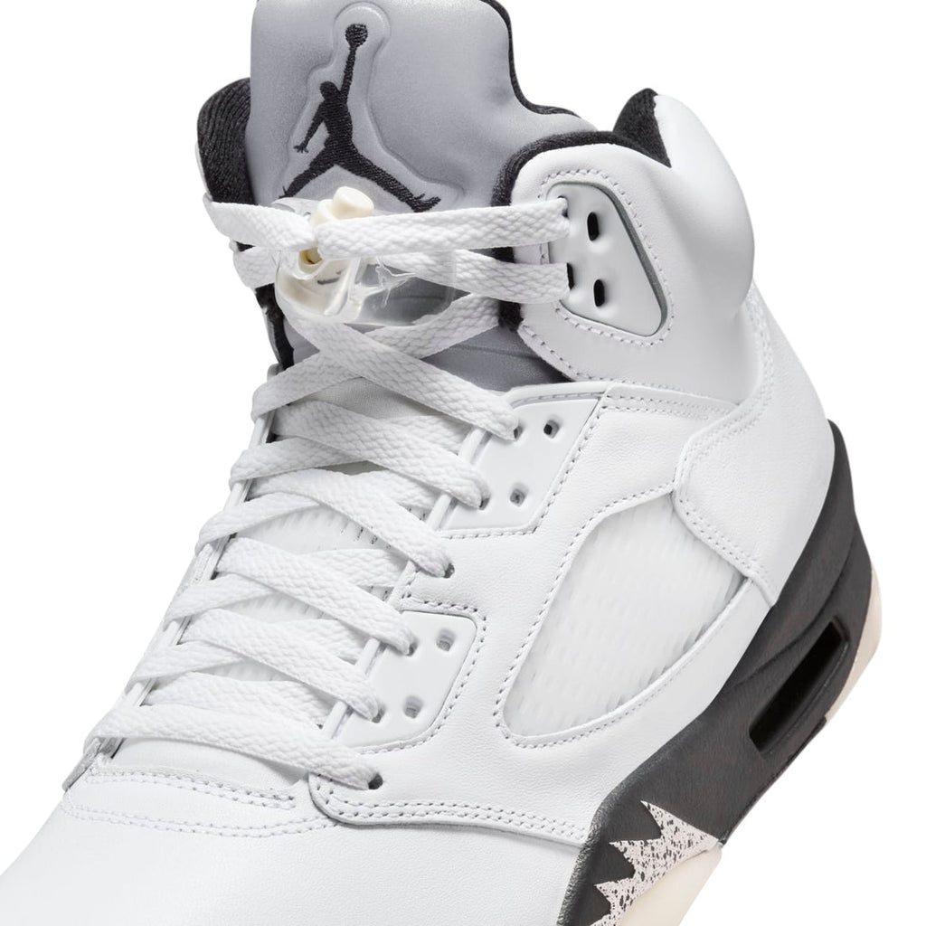 Air Jordan 5 'White Black'