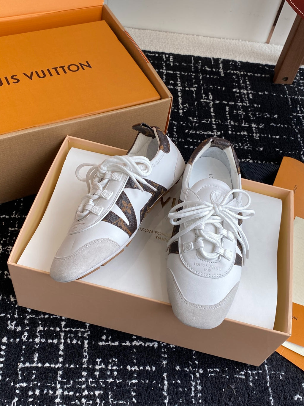 Louis Vuitton LV Recif Sneaker (White/Monogram)