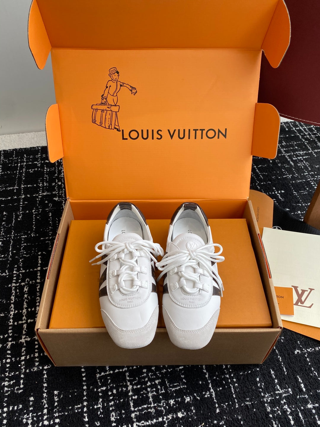 Louis Vuitton LV Recif Sneaker (White/Monogram)