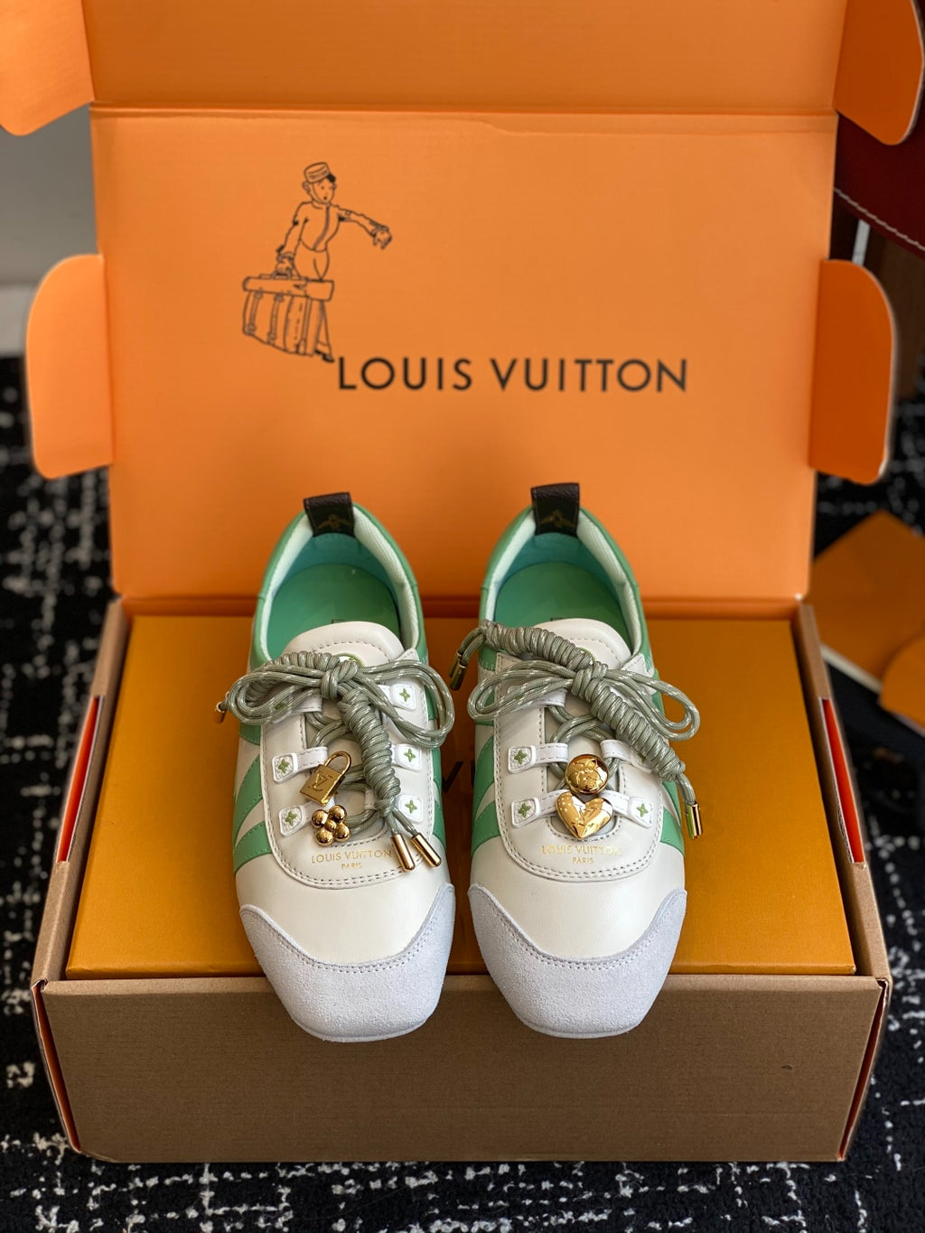 Louis Vuitton Recif Sneaker (White/Green)
