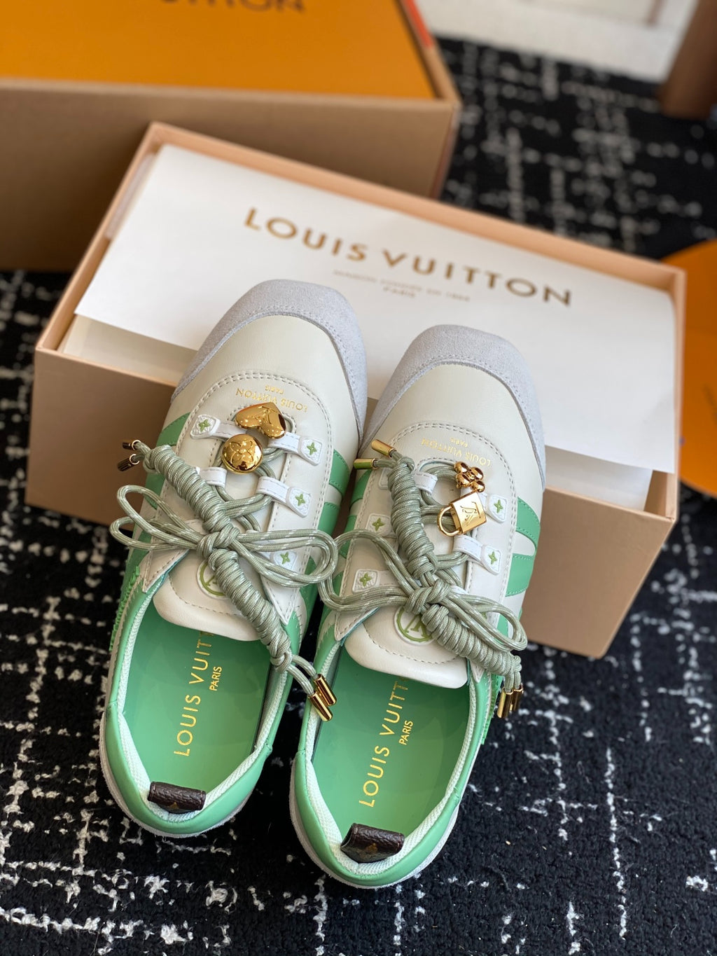 Louis Vuitton Recif Sneaker (White/Green)