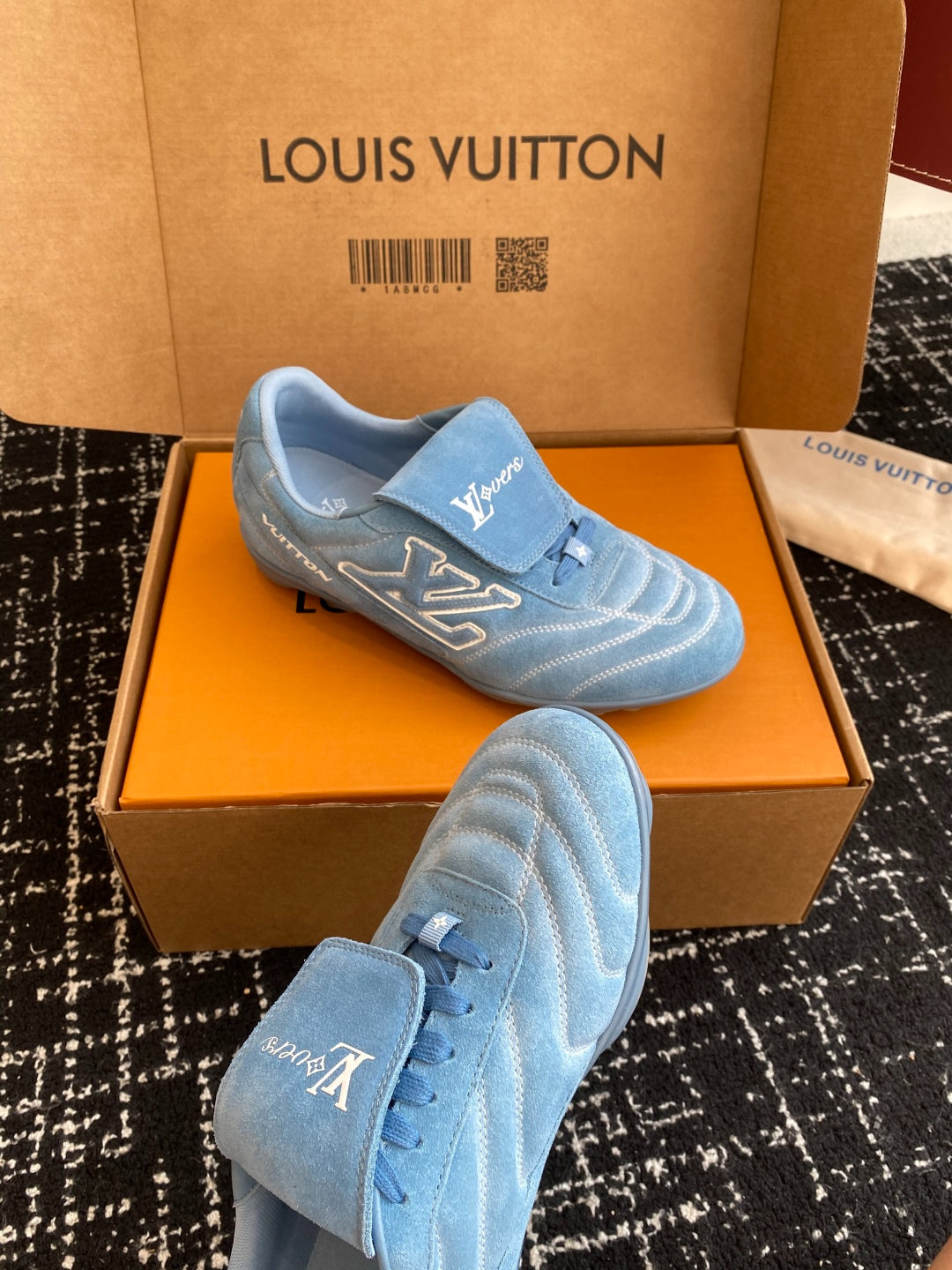 Louis Vuitton LV Kick Sneaker (Light Blue Suede)