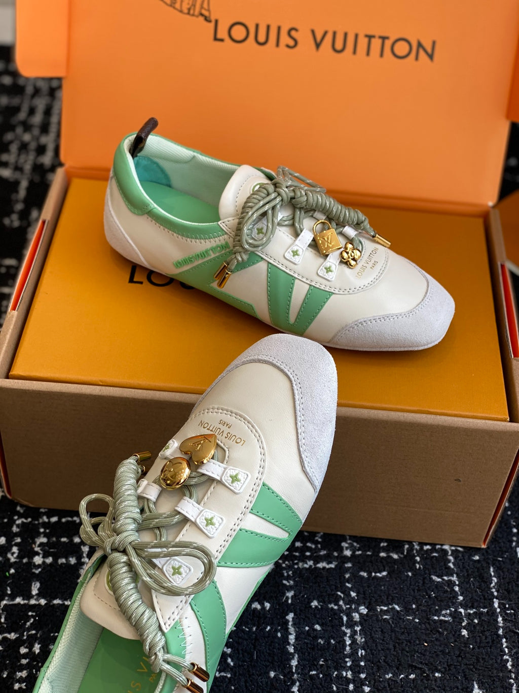 Louis Vuitton Recif Sneaker (White/Green)