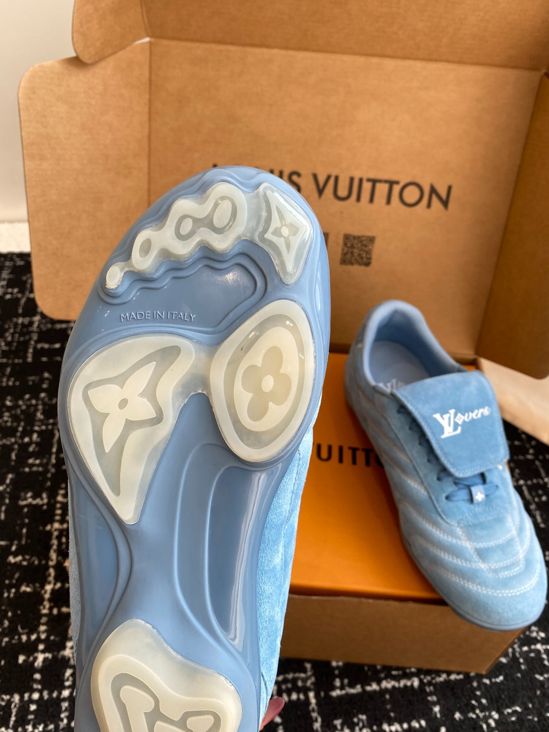 Louis Vuitton LV Kick Sneaker (Light Blue Suede)