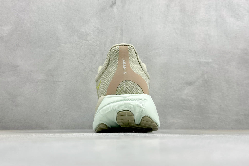 HOKA Arahi 8 Oat Mint Women Stability Running Sneakers