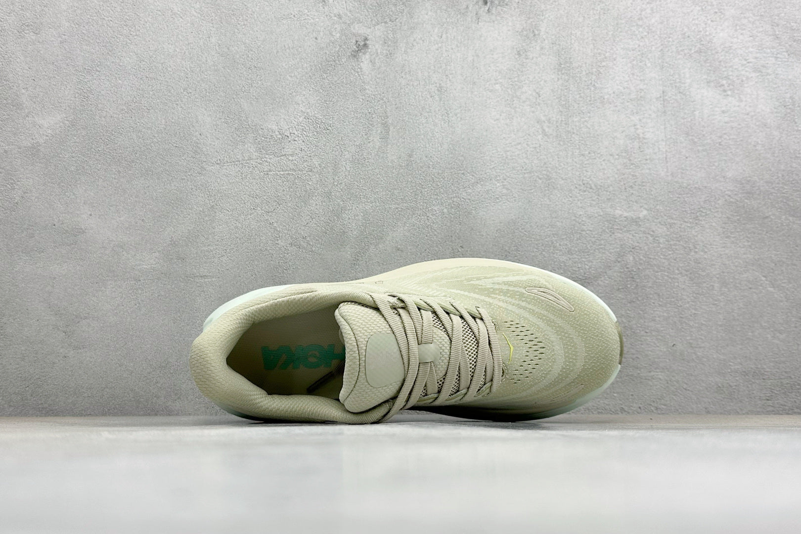 HOKA Arahi 8 Oat Mint Women Stability Running Sneakers