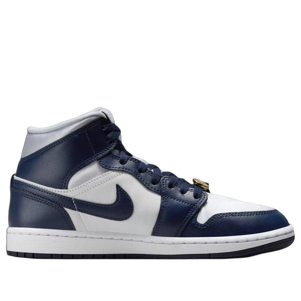 Air Jordan 1 Mid SE 'Football Grey White Midnight Navy'