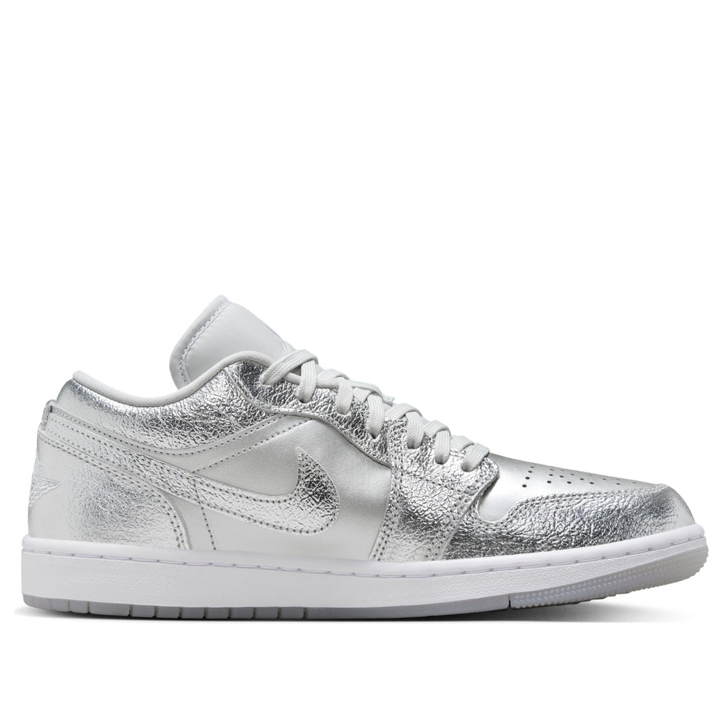Air Jordan 1 Low SE 'Metallic Silver'