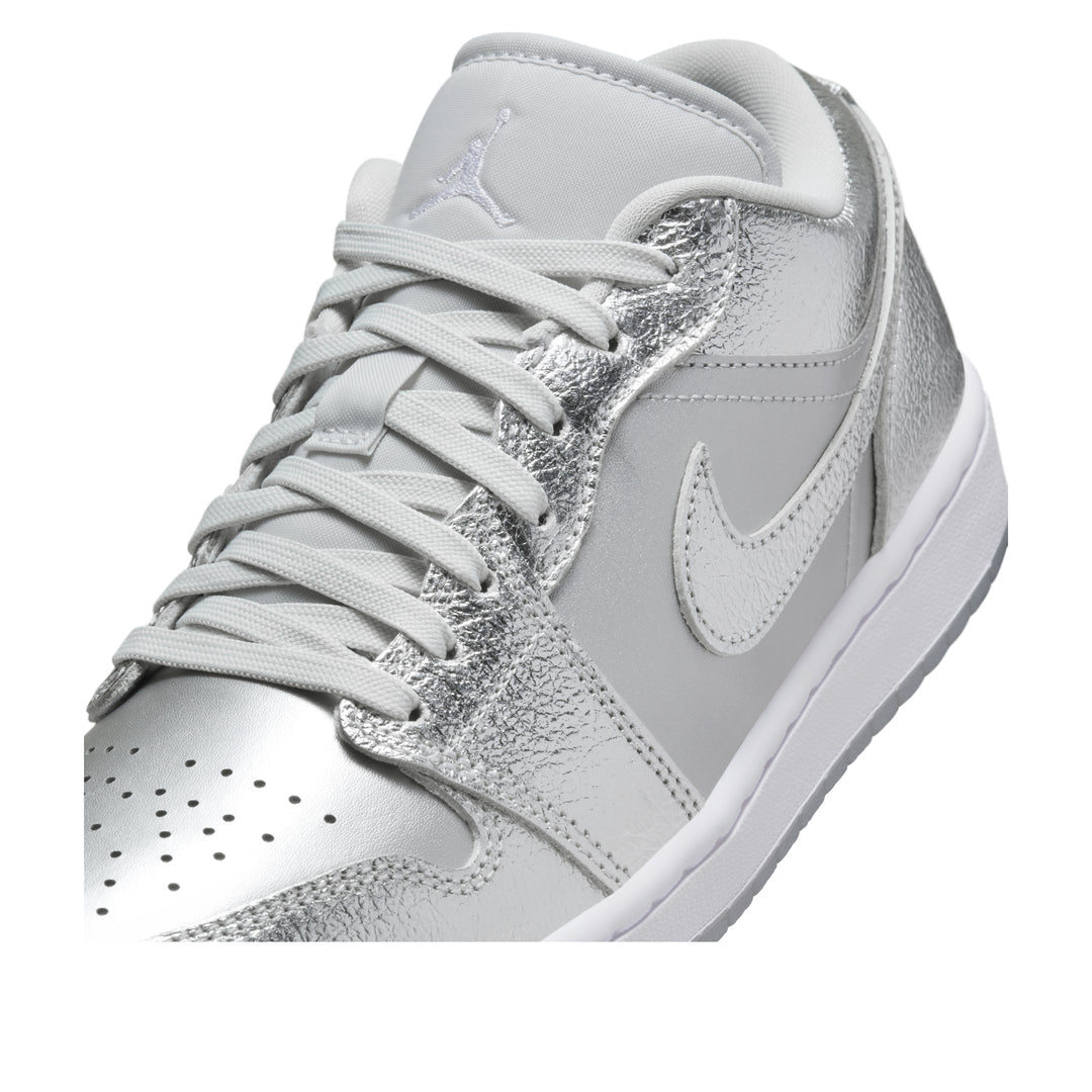 Air Jordan 1 Low SE 'Metallic Silver'