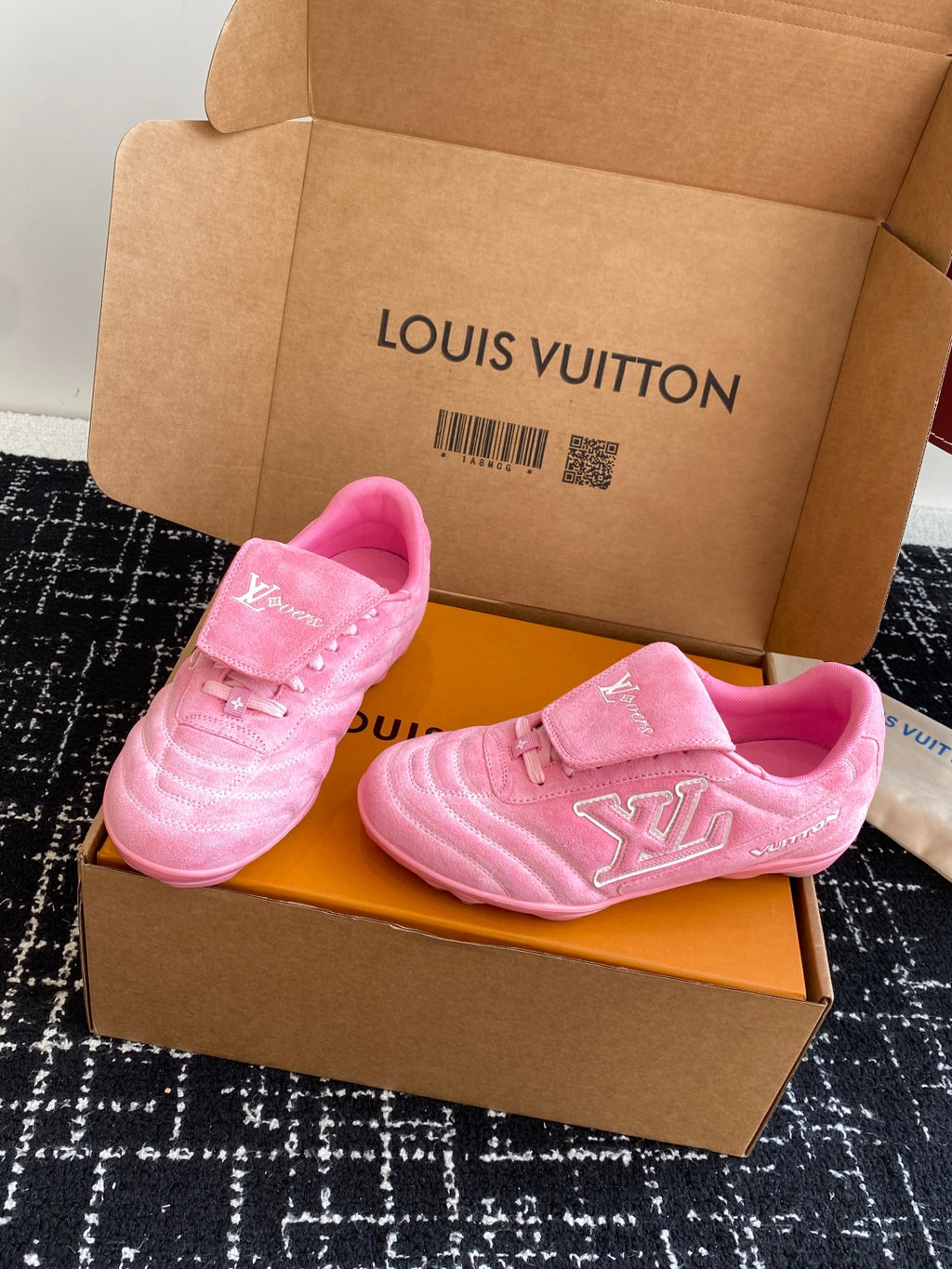 Louis Vuitton LV Kick Sneaker