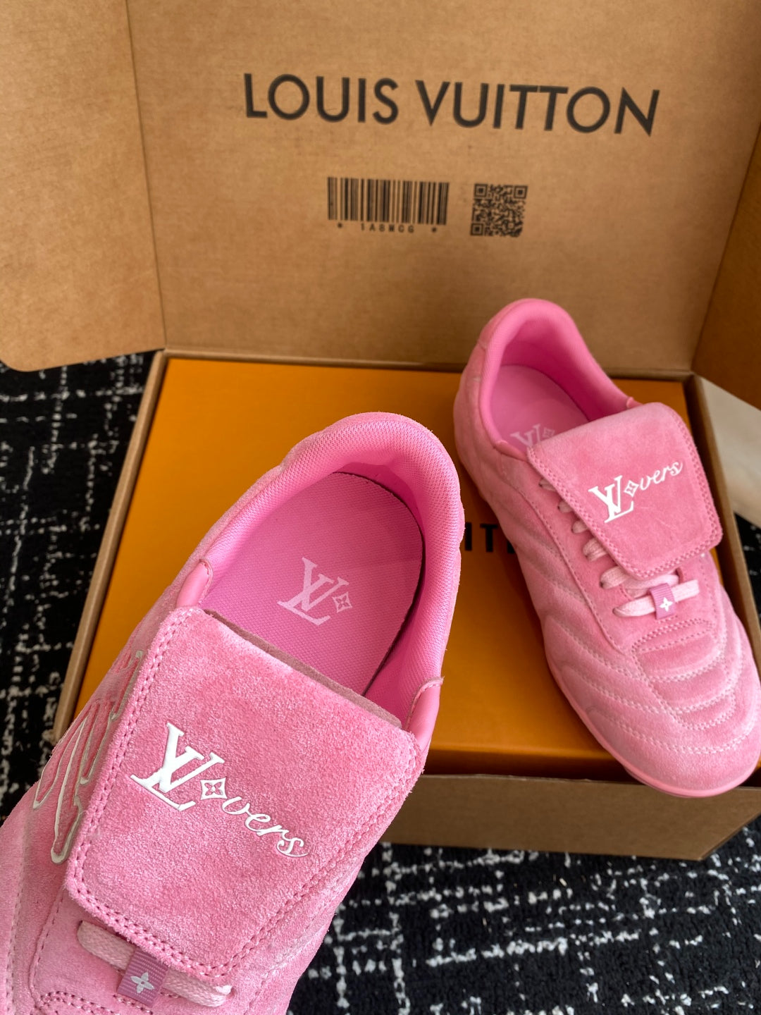 Louis Vuitton LV Kick Sneaker