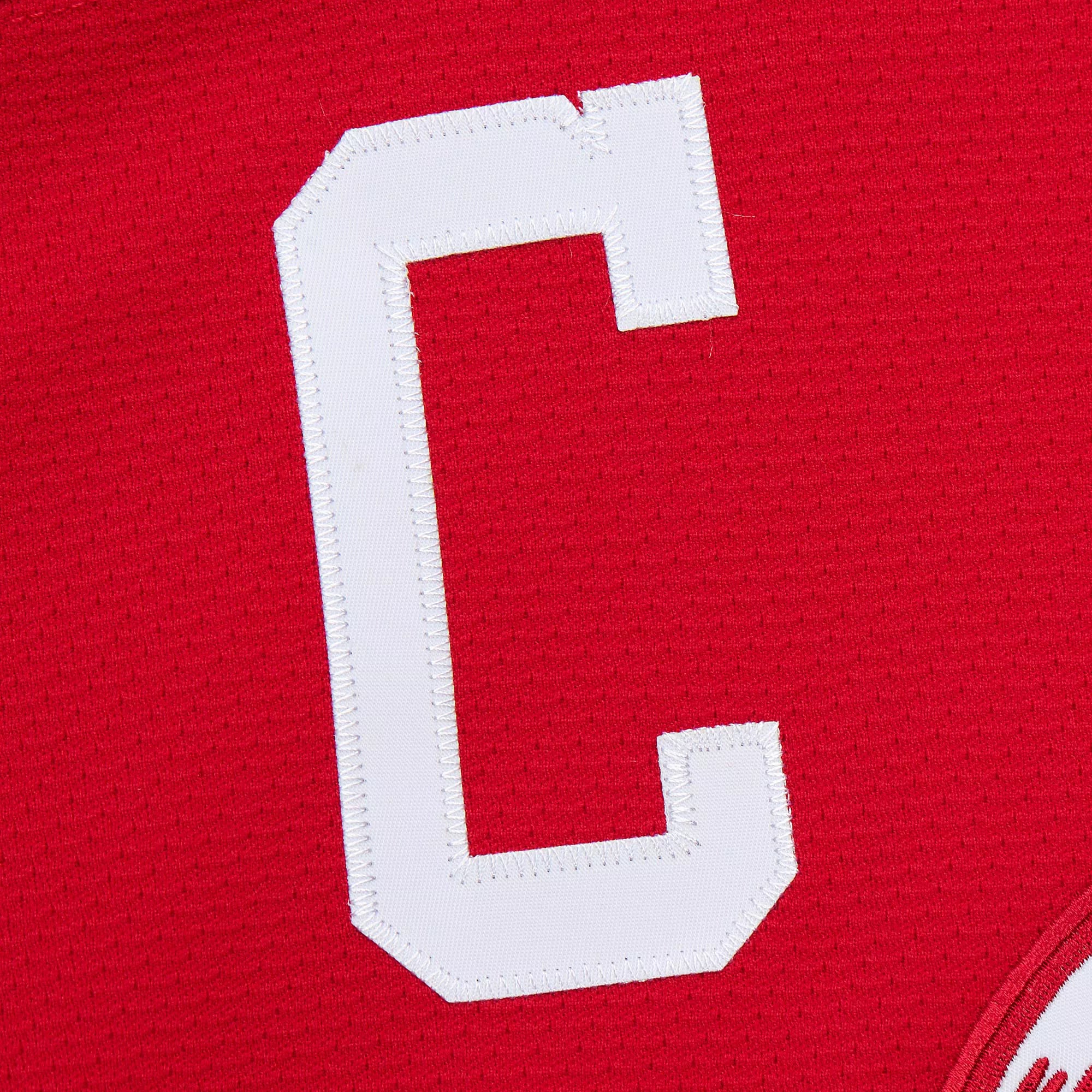 Mitchell & Ness Men's Detroit Red Wings Gordie Howe #9 1960 Red Power Play Vintage Replica Jersey