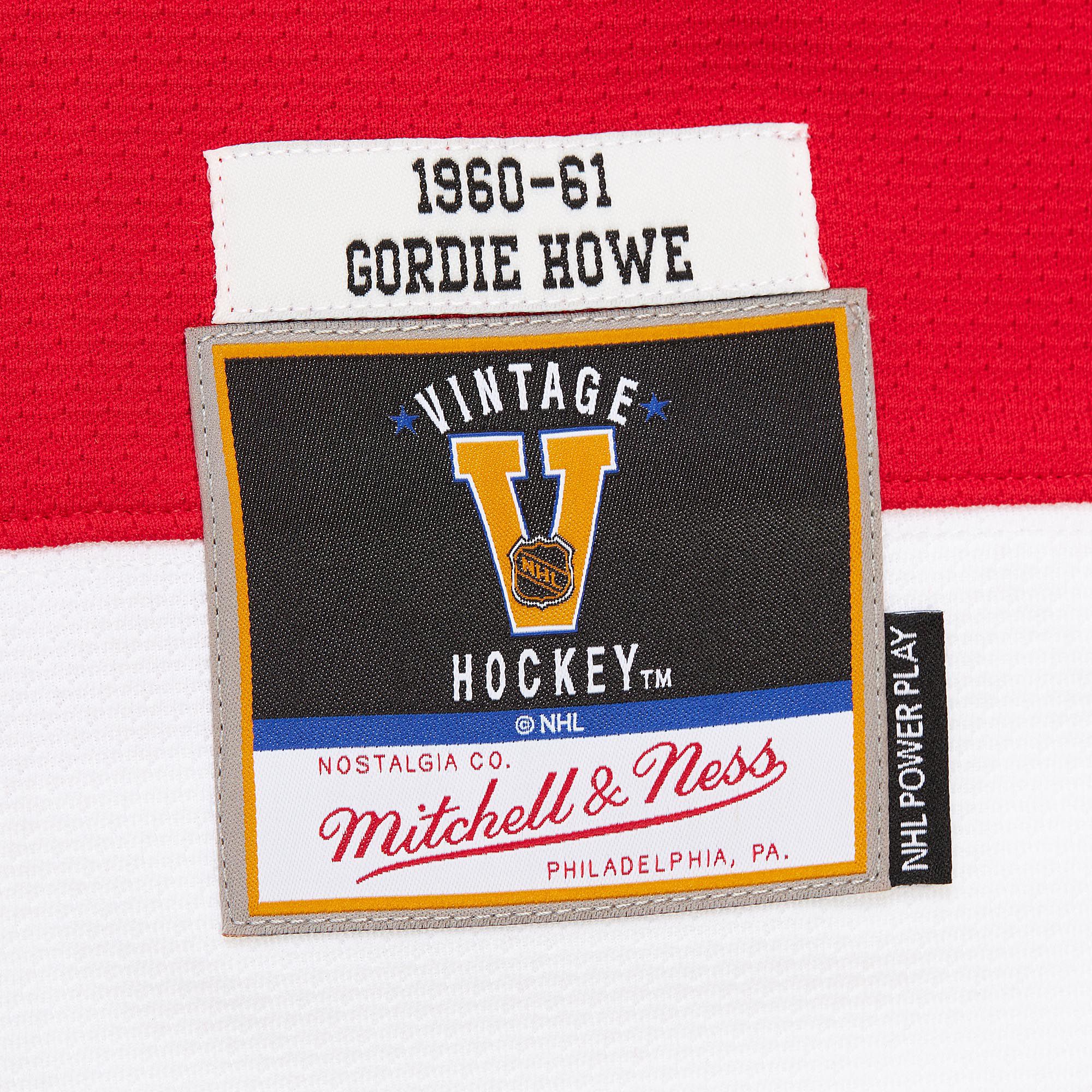 Mitchell & Ness Men's Detroit Red Wings Gordie Howe #9 1960 Red Power Play Vintage Replica Jersey