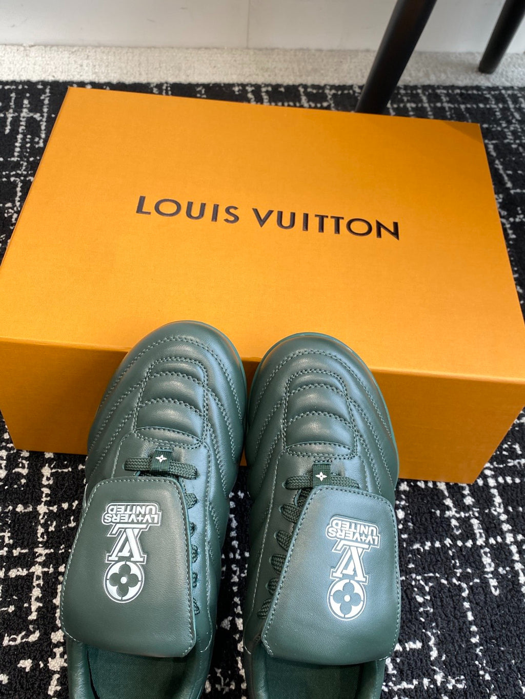 Louis Vuitton LV Kick Sneaker (Dark Green Leather)