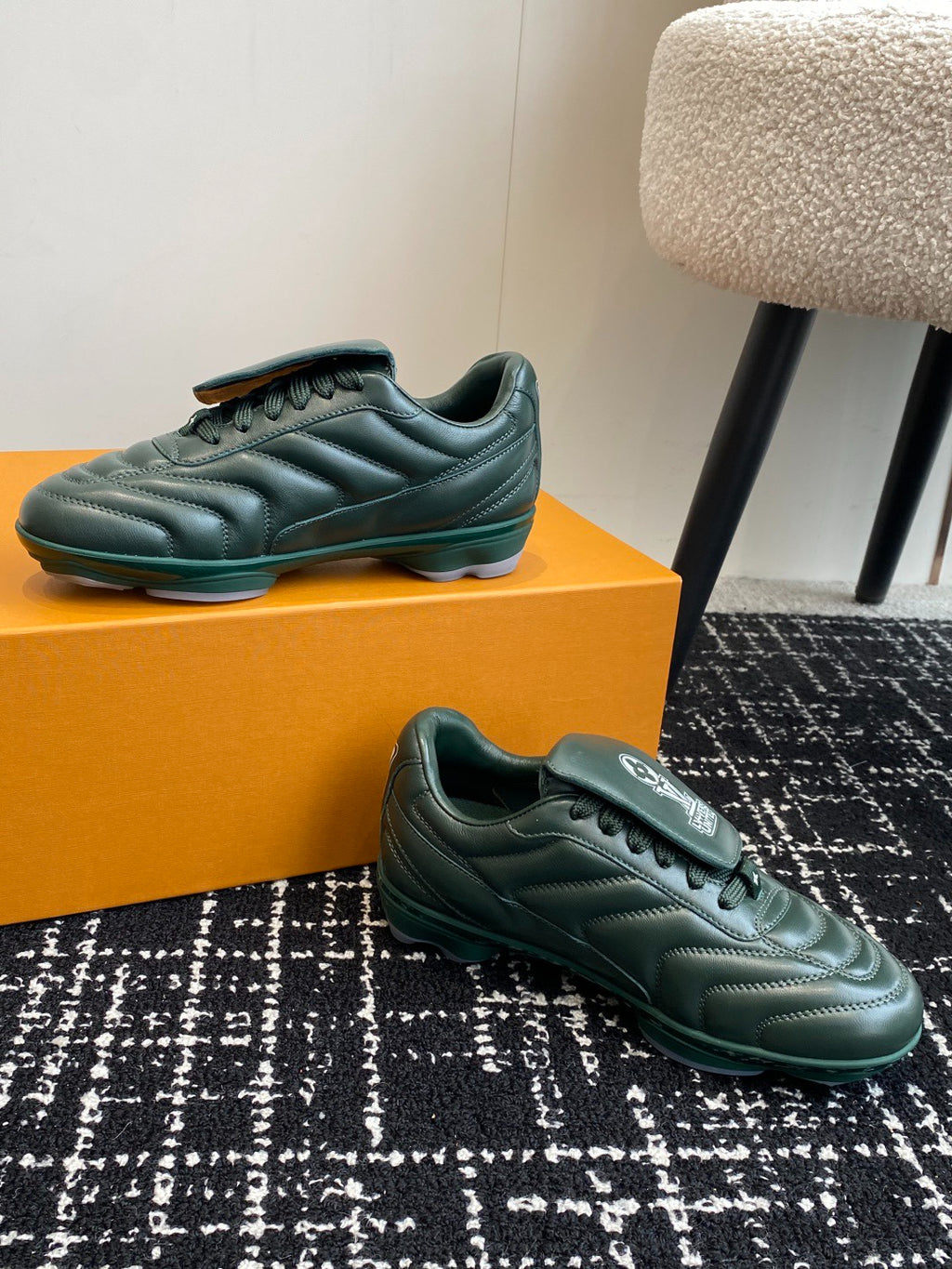 Louis Vuitton LV Kick Sneaker (Dark Green Leather)