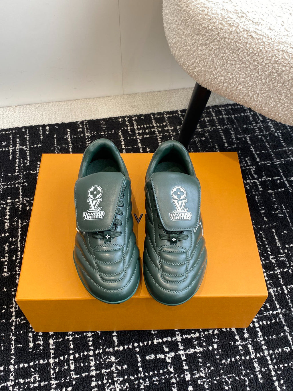 Louis Vuitton LV Kick Sneaker (Dark Green Leather)