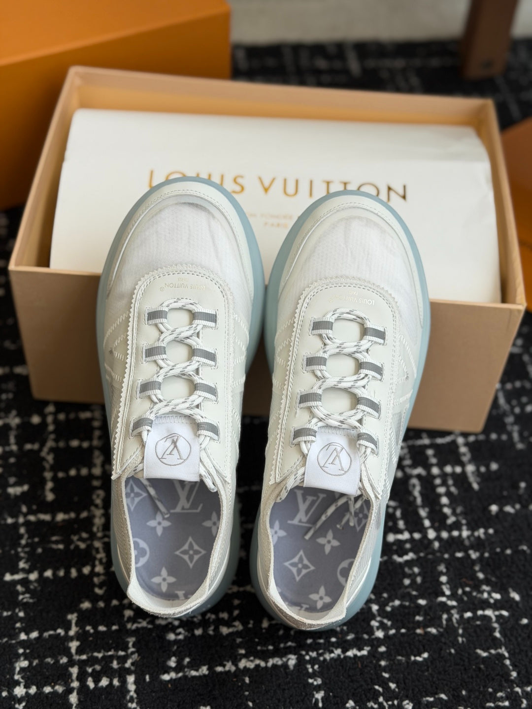 Louis Vuitton LV Sprint Sneaker (White)
