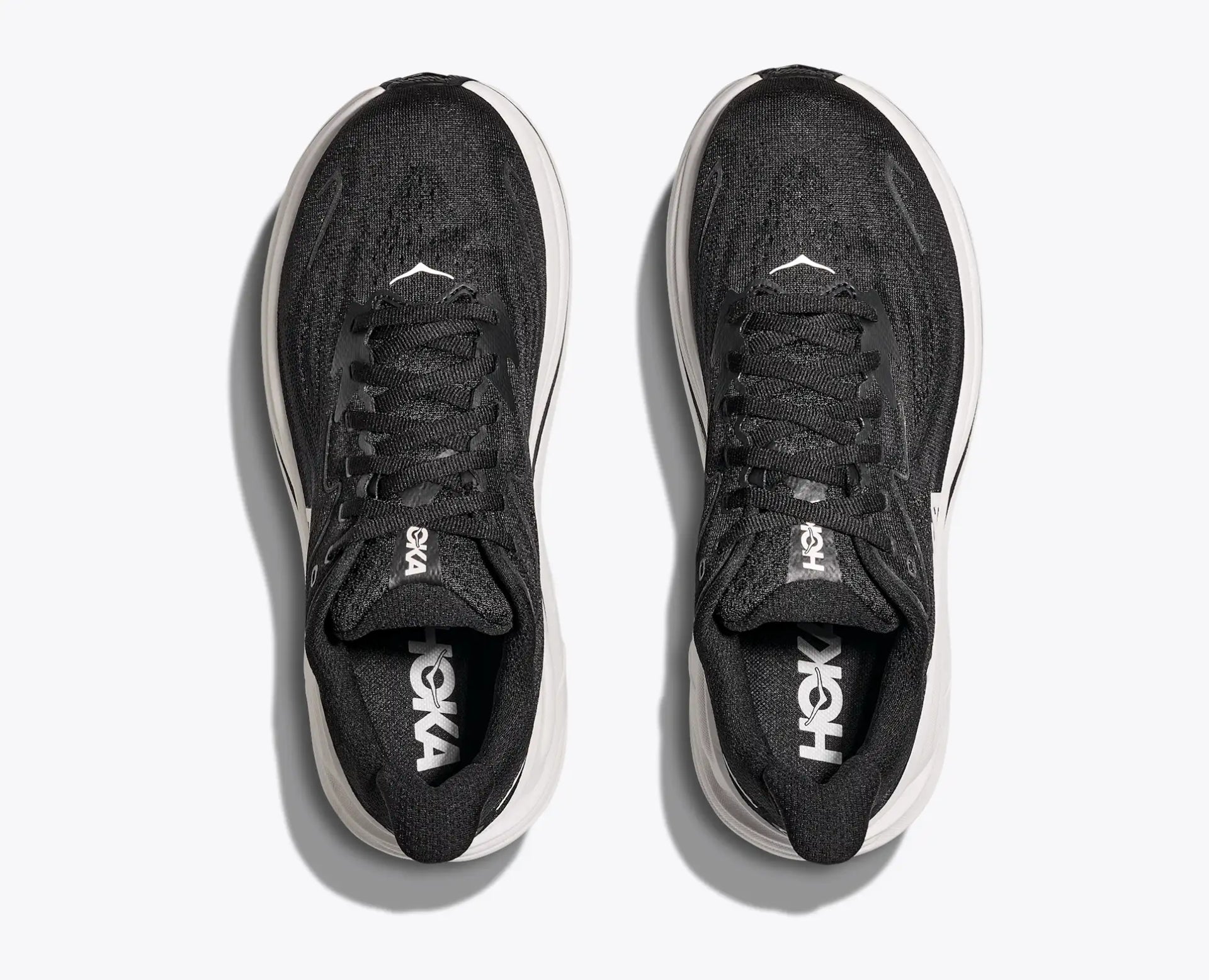 HOKA Clifton 10 Black / White