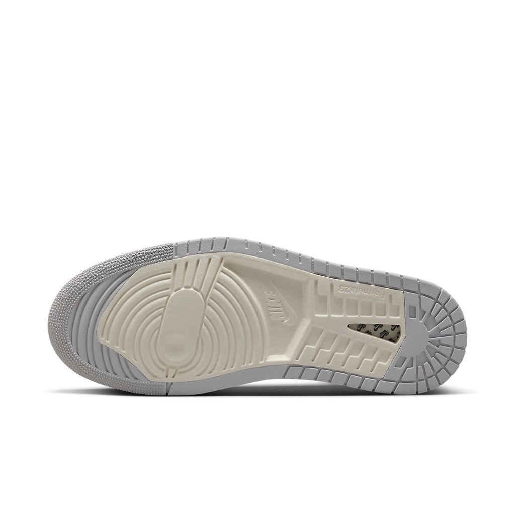 Air Jordan 1 Zoom CMFT 2 'White Metallic Gold Grey'