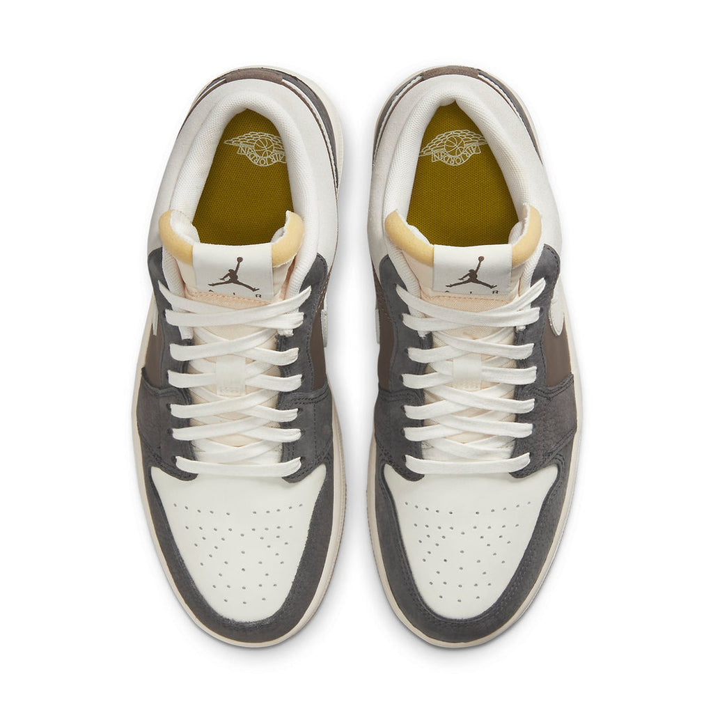 Air Jordan 1 Low 'SNKRS Day Korea'