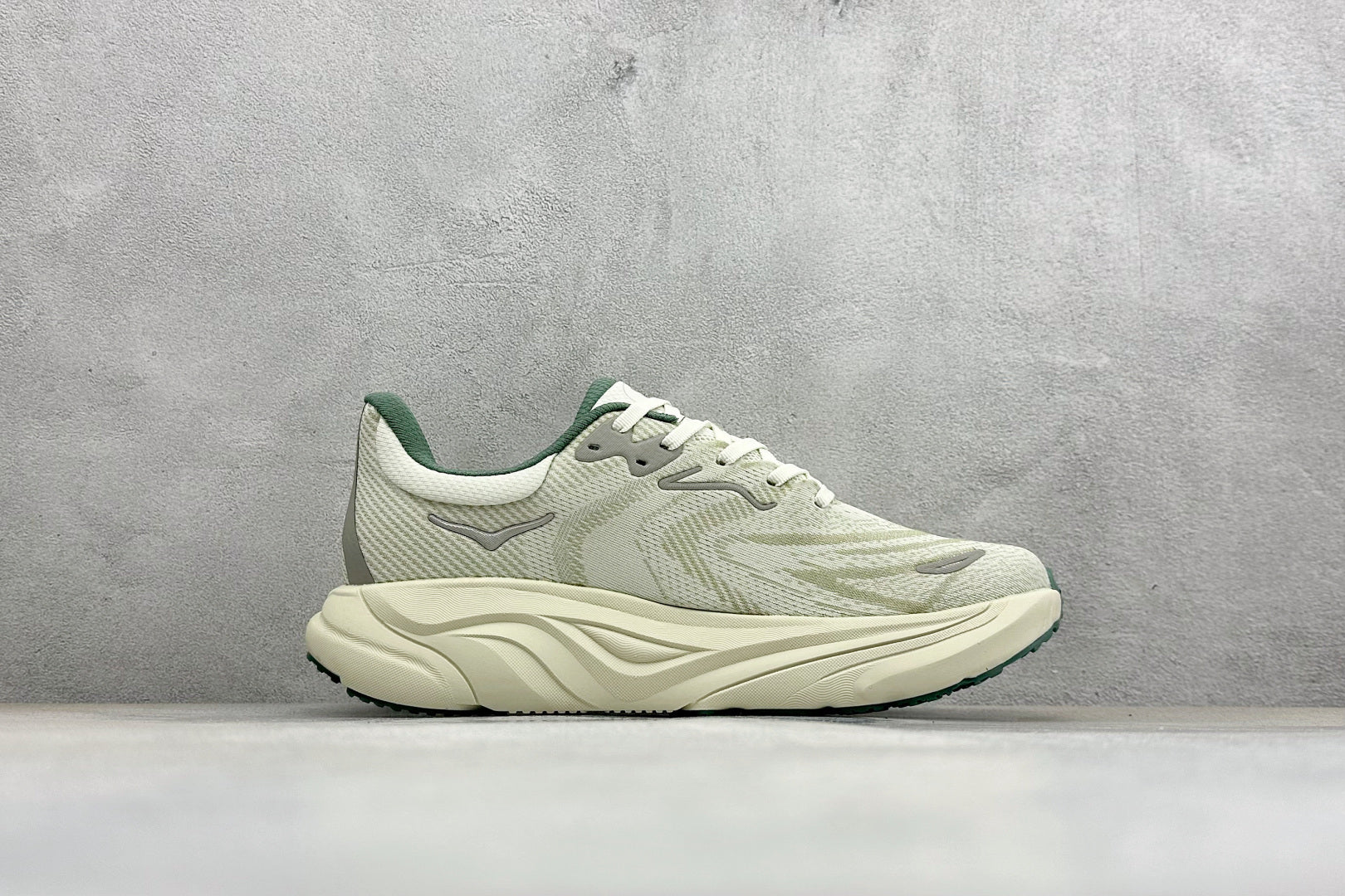 HOKA Arahi 8 Off White Deep Green Stability Running Shoes