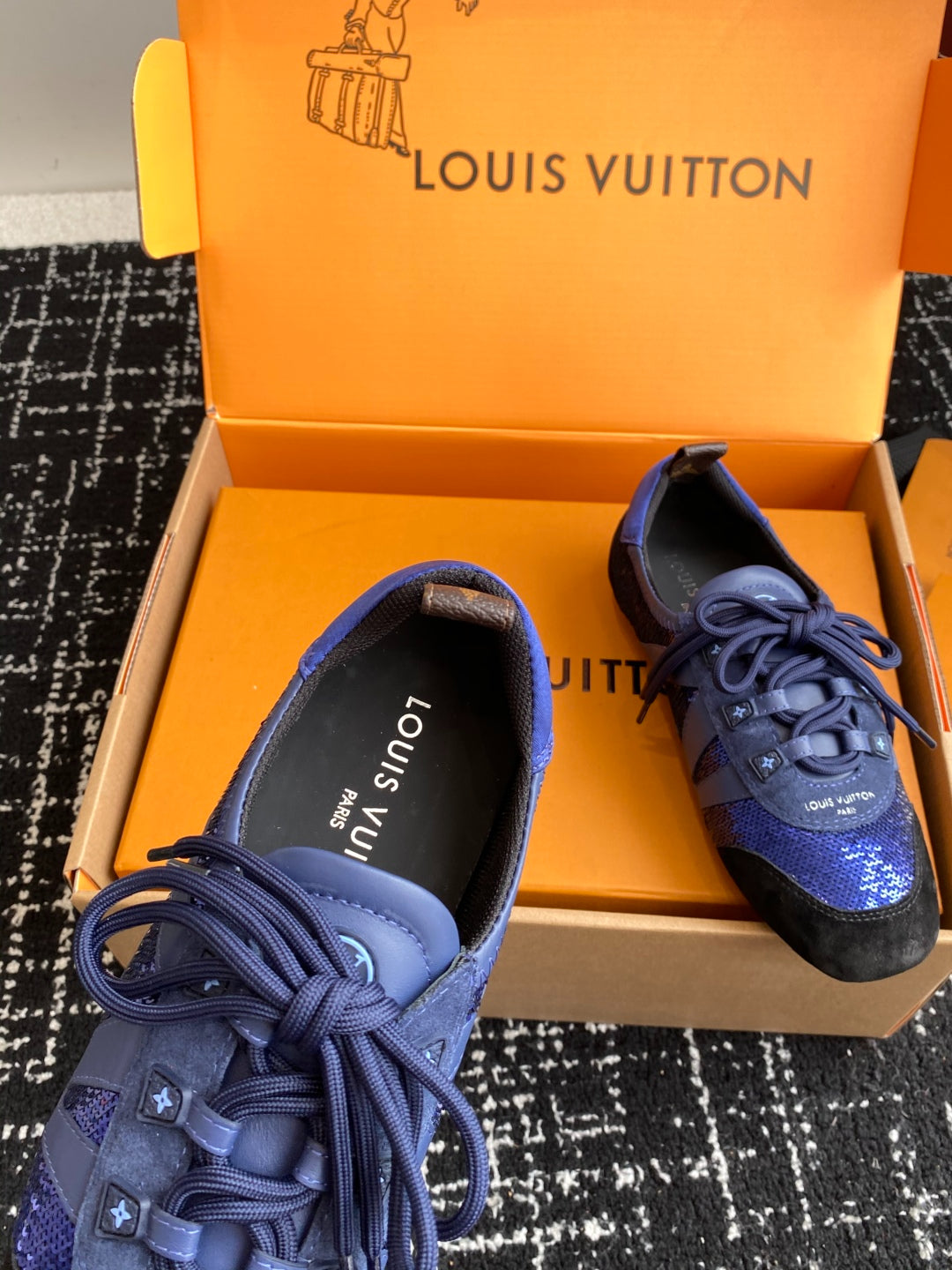 Louis Vuitton Recif Sneaker (Blue Sequin/Leather)