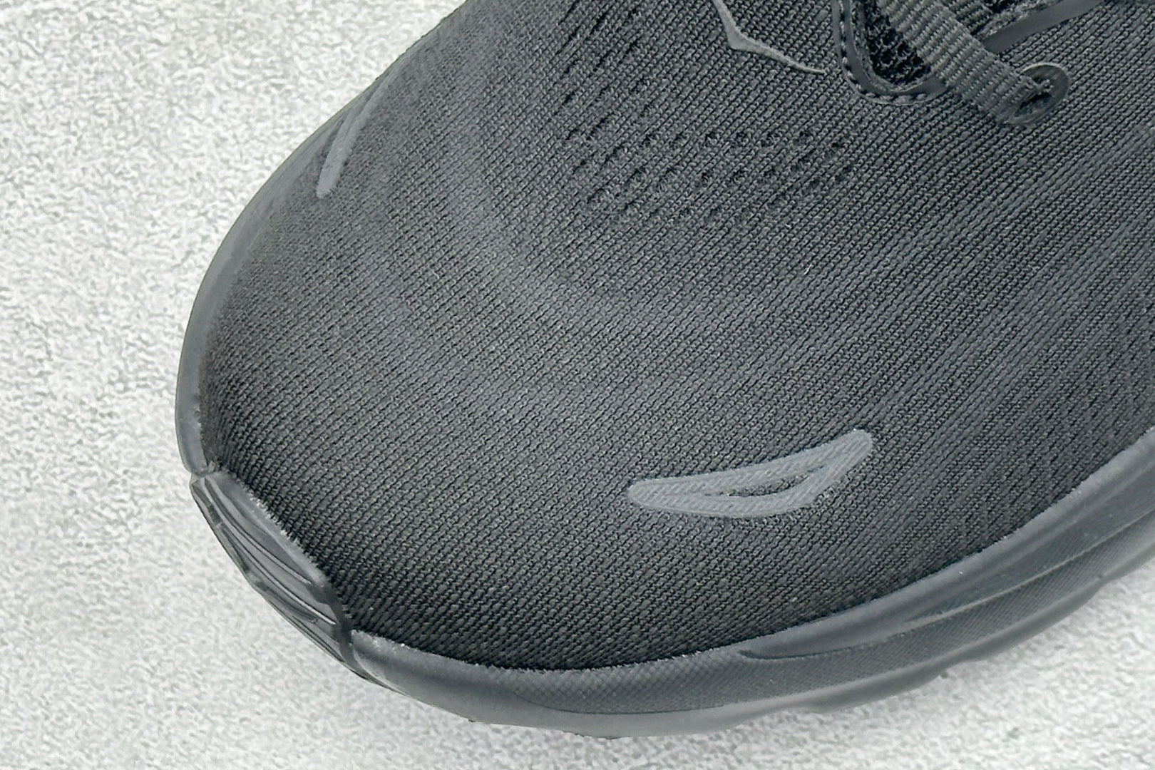 HOKA Arahi 8 Full Black All Black Stability Running Shoes