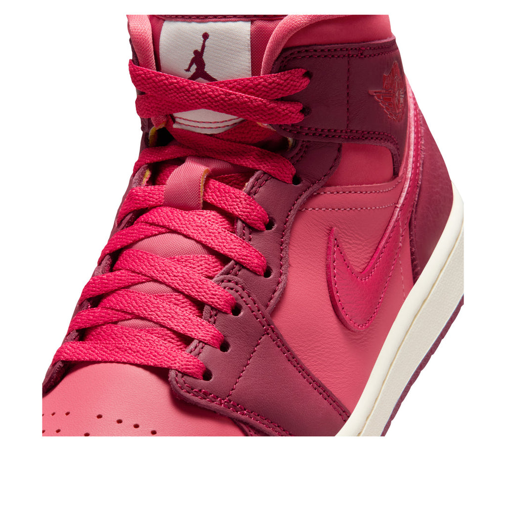 Air Jordan 1 Mid 'Valentines Day'