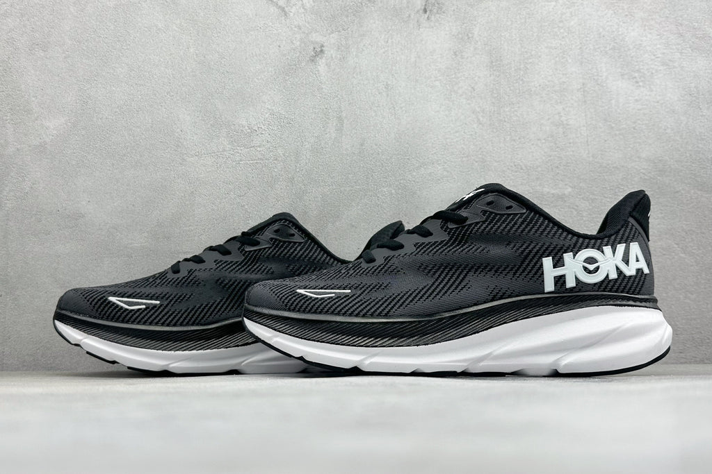 HOKA Clifton 9 Black