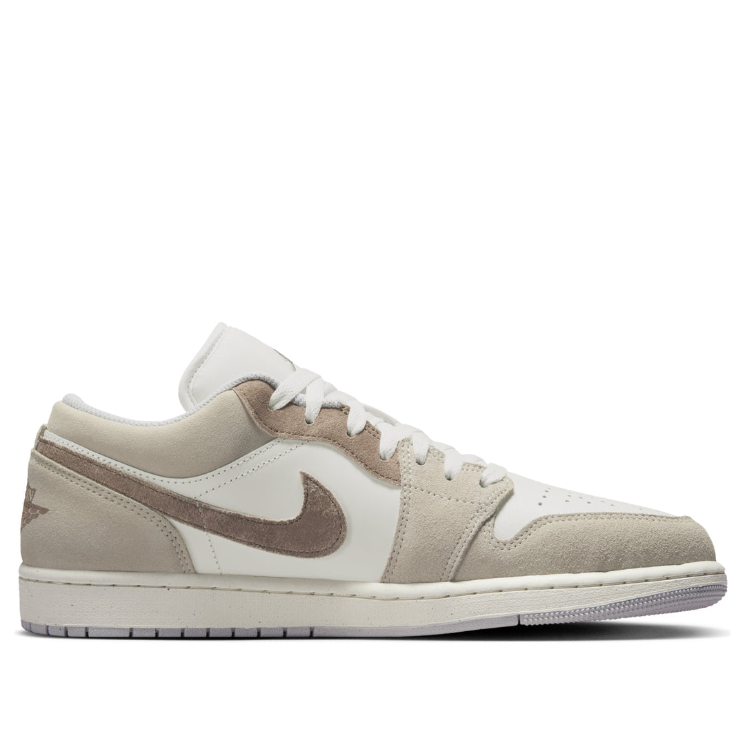 Air Jordan 1 Low SE 'Legend Light Brown'