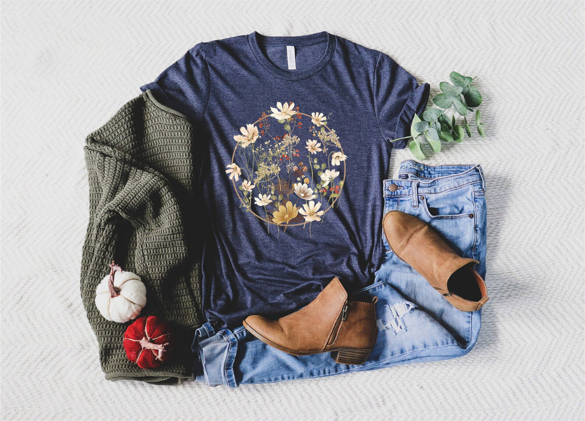 Flower Shirt, Gift For Her, Flower Shirt Aesthetic, Floral Graphic Tee, Floral Shirt, Flower T-shirt, Wild Flower Shirt, Wildflower T-shirt