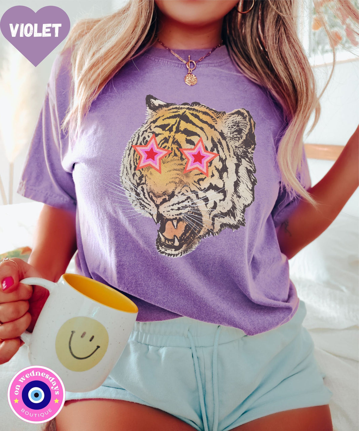 Tiger Graphic Tee, Oversized Shirt for Women, Tiger Face Shirt, Gift for Her, Trendy Women's Shirt, Retro Graphic Tshirt for Women