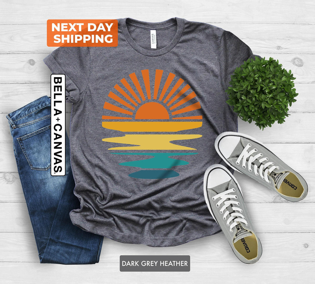 Vintage Sunset Shirt, Retro Sunrise Shirt, Boho Beachy Vibes Shirt, Sunshine Shirt Gift For Women, Sun Rays Tee, Summer Vibes Shirt