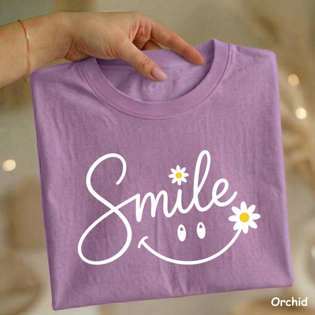 Smiley Daisy Shirt, Comfort Colors Women Tee, Cute Smile Flower Shirt, Trendy Floral Tee, Positive Vibes Shirt, Gift for Her