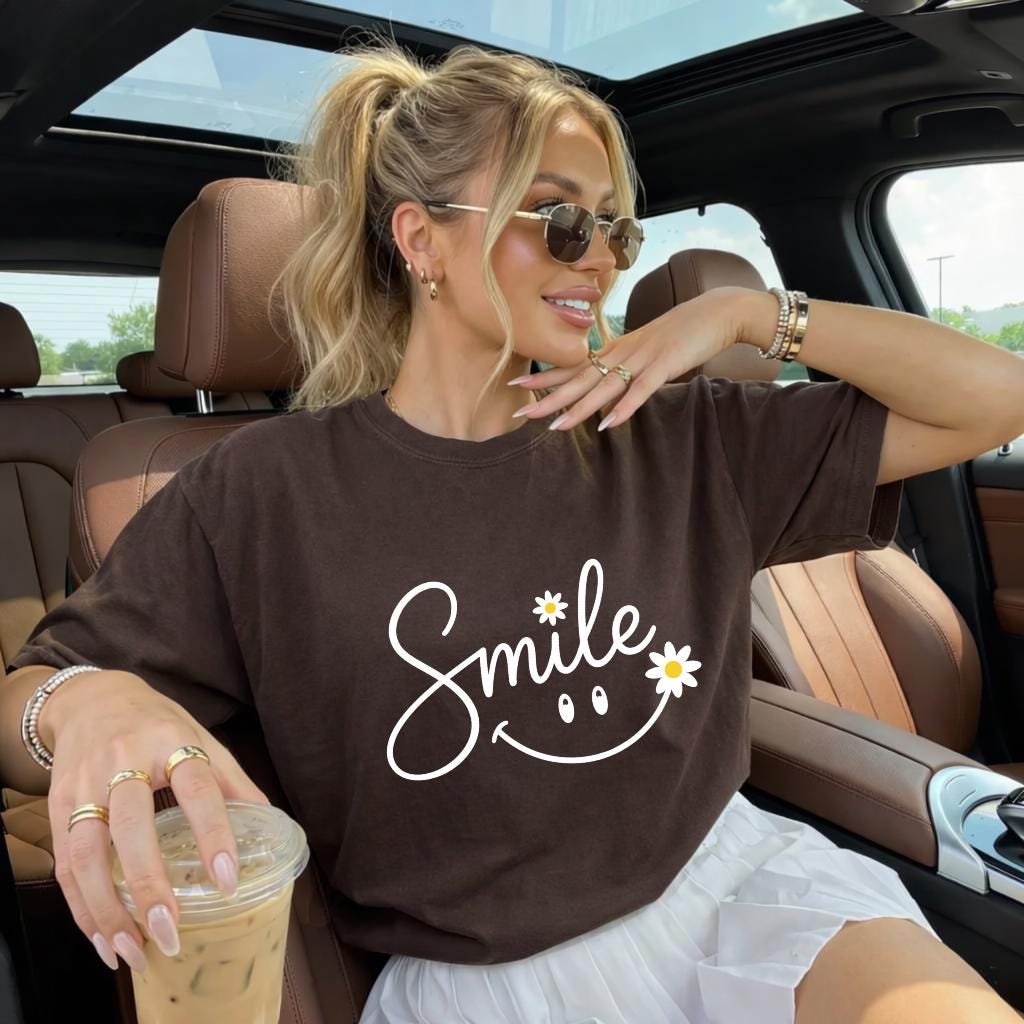 Smiley Daisy Shirt, Comfort Colors Women Tee, Cute Smile Flower Shirt, Trendy Floral Tee, Positive Vibes Shirt, Gift for Her