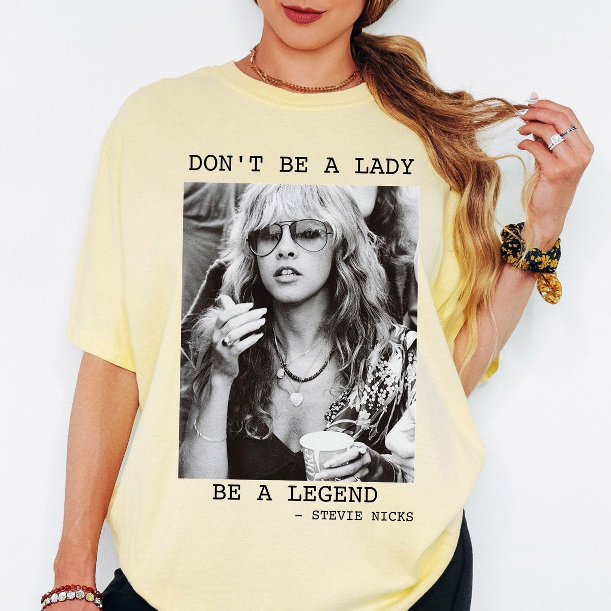 Comfort Colors® Steevie Nicks T-Shirt Don't Be A Lady Be A Legend Shirt Steevie Nicks Retro T-Shirt
