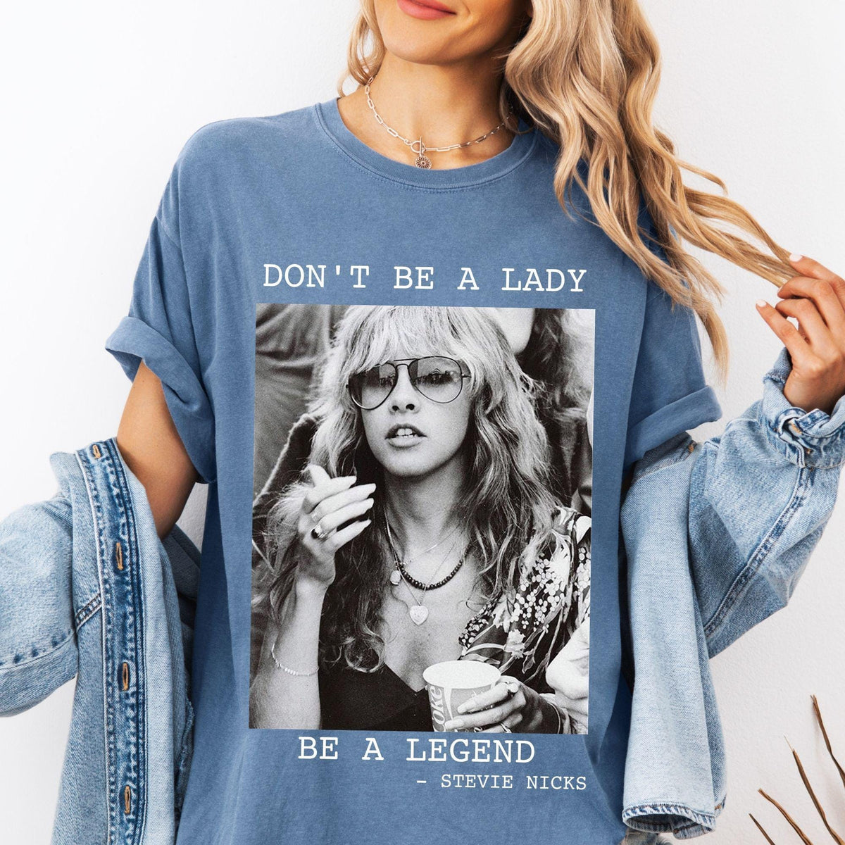 Comfort Colors® Steevie Nicks T-Shirt Don't Be A Lady Be A Legend Shirt Steevie Nicks Retro T-Shirt