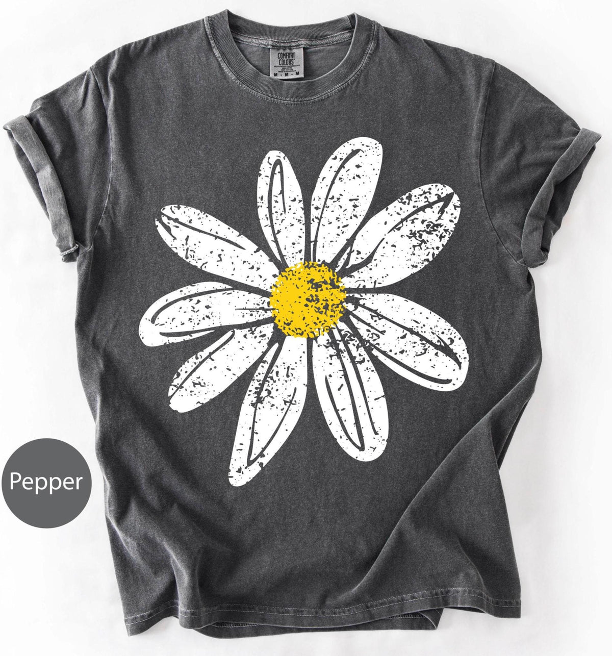 Daisy Shirt gift for Women Retro Floral Graphic Tee, Flower Print Comfort Colors T-Shirt