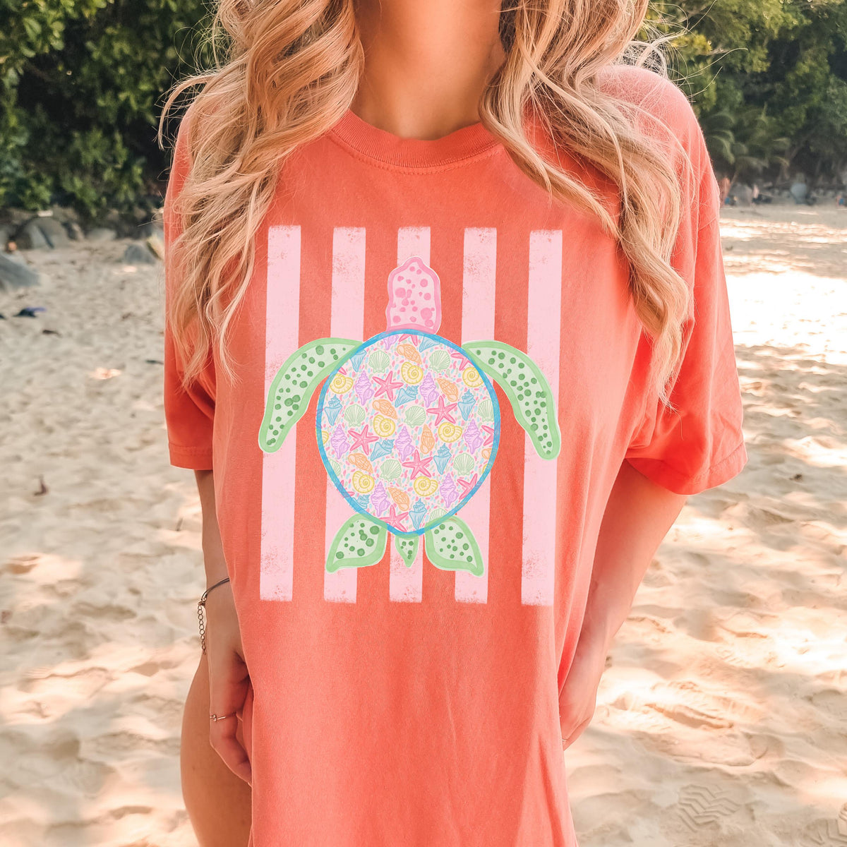 Comfort Colors Turtle Shirt - Summer Trending Stripes T-Shirt - Boho Summer Beach Tee - Retro Graphic Floral Turtle